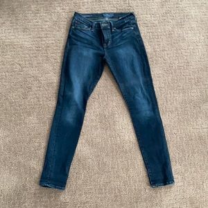 Lucky brand skinny jeans.